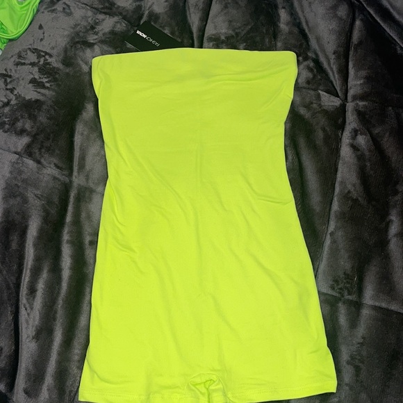 Fashion nova neon romper - Picture 5 of 6